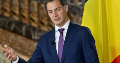 Image showing Belgian Prime Minister Alexander De Croo while addressing an audience